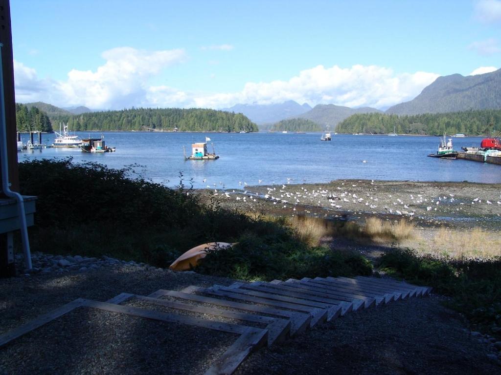 Ferienwohnung Waterfront View Of The Inlet, Short Walk To Town Tofino Exterior foto